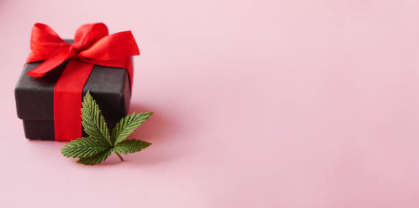 istock Valentines day cannabis present banner 1356748612