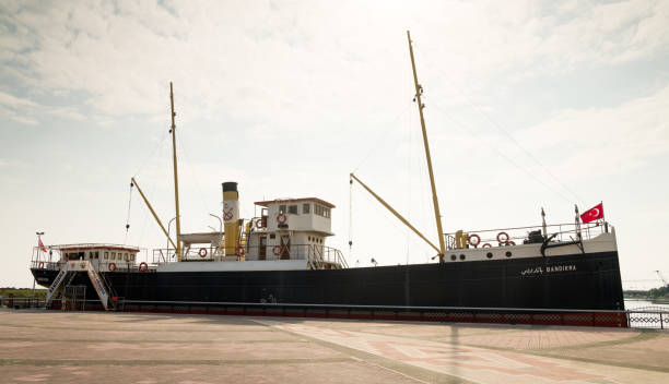 bandirma schiffsmuseum - dampfschiff stock-fotos und bilder