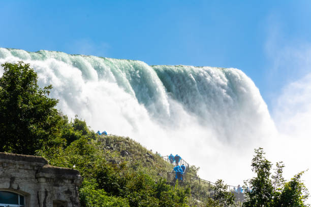 cataratas do niágara no rio niágara ao longo do canadá-eua. fronteira. - terrapin - fotografias e filmes do acervo