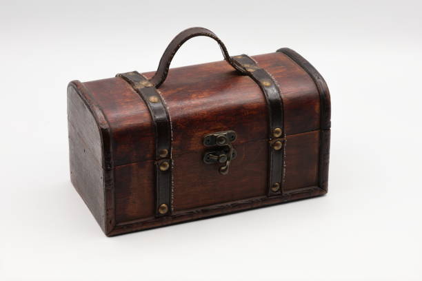istock Wooden chest trunk on white background closed 1356970921