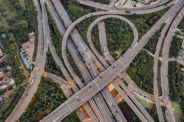 vista aérea do tráfego da cidade - overpass night xian contemporary - fotografias e filmes do acervo