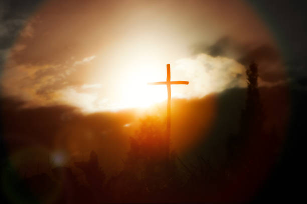 shining holy cross of jesus christ shining holy cross of jesus christ empty tomb jesus stock pictures, royalty-free photos & images