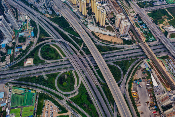 vista aérea do tráfego da cidade - overpass night xian contemporary - fotografias e filmes do acervo
