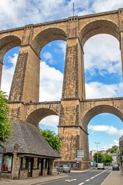 The viaduct of Morlaix built from 1861 to 1863 in granite allowing the construction of the railway line Paris - Brest, at 18/135, 200 iso, f 22, 1/60 second