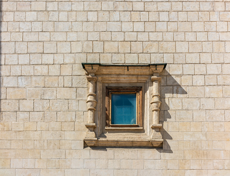 Béjaïa / Bougie, Kabylia, Algeria: 1930s architecture - Rue des Oliviers - oriel windows - lower Bridja quarter 