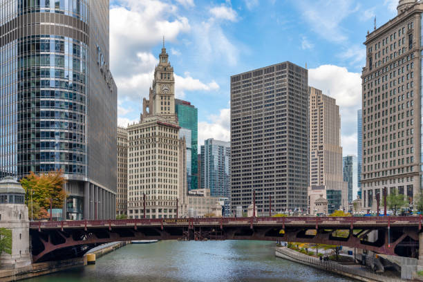 istock Chicago architecture along the Chicago River 1357343643