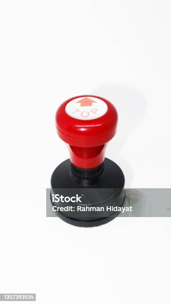 Stempel Flash Otomatis Berwarna Hitam Merah Sebagai Sarana Verifikasi