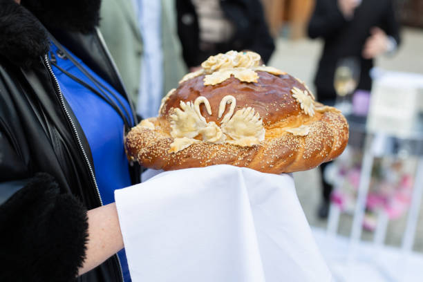 istock Wedding round loaf at the wedding. 1357406753