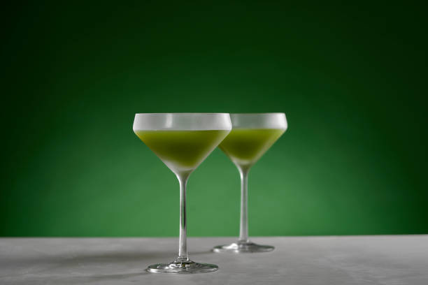 istock The Grinch Christmas Mocktail Cocktail Drink 1357410351