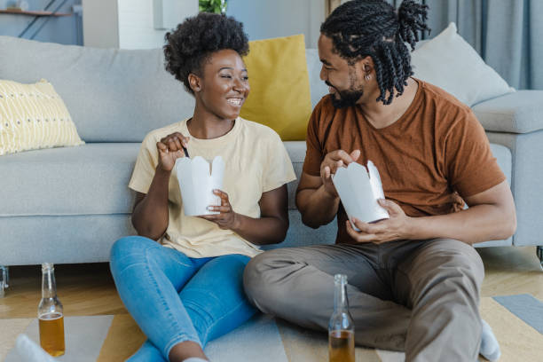 istock Couple ordered pasta to eat at home 1357438190