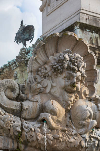 detail of the monument aux girondins (1894-1902) at bordeaux - monument aux girondins imagens e fotografias de stock