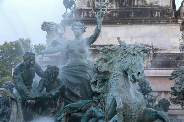 detail of the monument aux girondins (1894-1902) at bordeaux - monument aux girondins imagens e fotografias de stock