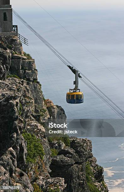 Góra Stołowa Linowym - zdjęcia stockowe i więcej obrazów Kapsztad - Kapsztad, Kolej linowa, Góra Stołowa - RPA