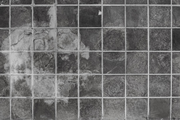 motif de carrelage gris dans des tons blanc chaud et gris shabby chic look - domestic kitchen pattern old scratched photos et images de collection