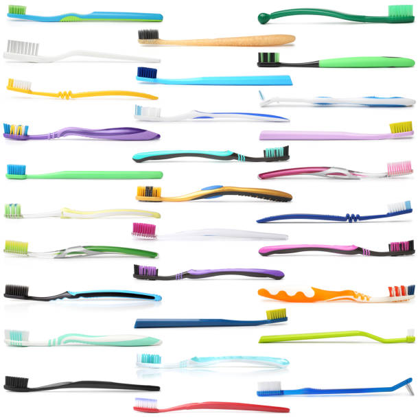 variété de brosses à dents - toothbrush plastic multi colored hygiene photos et images de collection