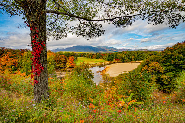 istock Along the Kancamagus Highway 1357562595
