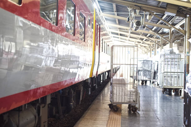 istock Towel to bogey train 1357562637
