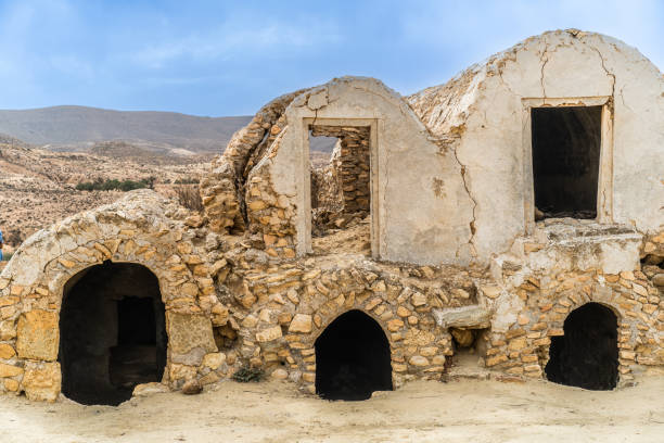 istock Zammour,  Berber town in Dahar - Tunisia 1357618789