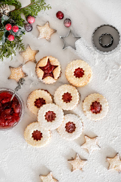 christmas cookies - cookie christmas shortbread food imagens e fotografias de stock