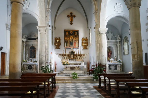 Interior of the church of San Lorenzo martire in Manarola Interior of the church of San Lorenzo martire in Manarola, Cinque Terre, Italy san lorenzo rome photos stock pictures, royalty-free photos & images