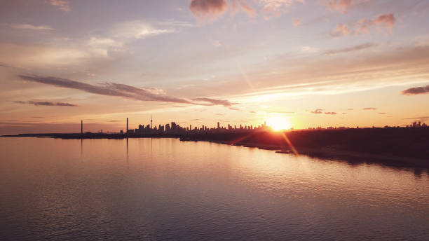 istock View of Toronto skyline 1357769712