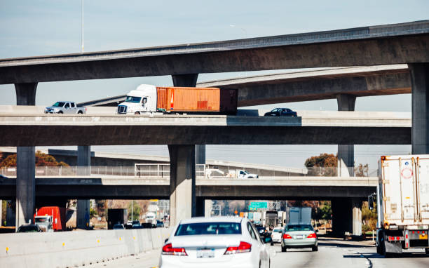 istock Highway traffic - Los Angeles 1357773242