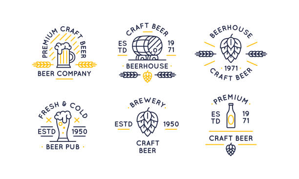 illustrations, cliparts, dessins animés et icônes de ensemble de 6 étiquettes et logos de bière. icônes de la bière artisanale vintage avec verre à pinte, houblon et baril isolés sur fond blanc. illustration vectorielle - steep