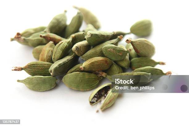 Vagens Todas - Fotografias de stock e mais imagens de Cardamomo - Cardamomo, Cor verde, Condimento - Temperos