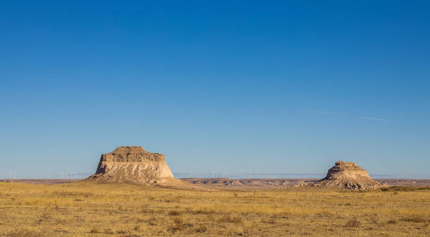istock Late Fall Coloradoan Landscape. Pawnee National Grasslands 1357910252