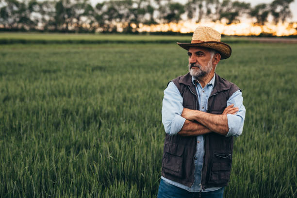 istock farmers outdoor on field 1358010396