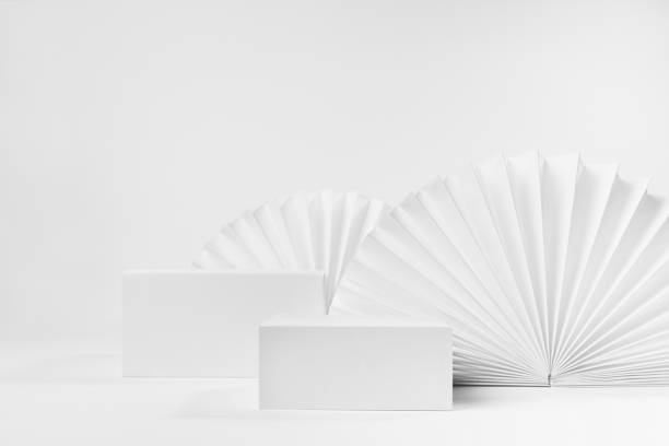 White scene mockup with set of two rectangle box podiums for presentation, show, display of product, goods with light asian ribbed paper fans decoration in simplicity trendy style, front view. maqueta de escena blanca con conjunto de podios de caja rectangular para presentación, espectáculo, exhibición de producto, productos con abanicos de papel acanalado asiático ligero decoración en estilo de moda simplicity, vista frontal.