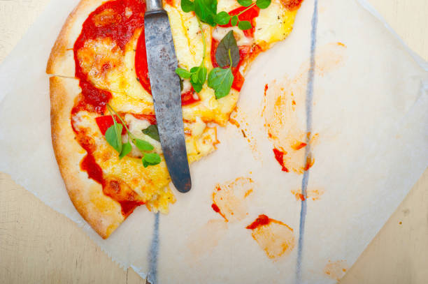 istock Italian pizza Margherita 1358040783