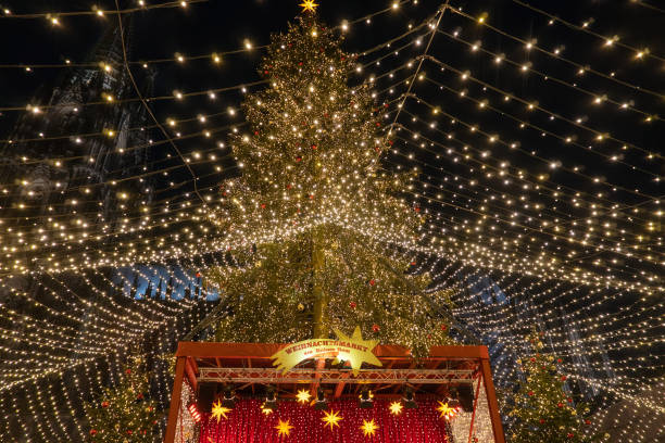 istock Christmas Market in Cologne 1358092912