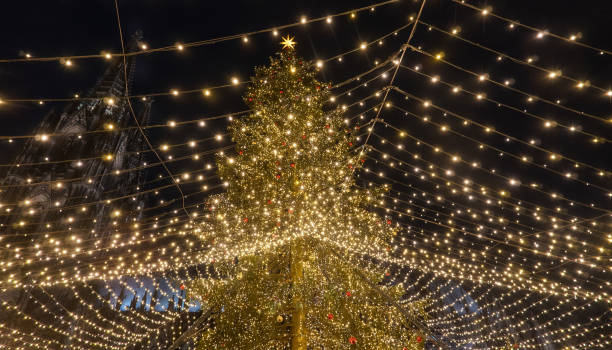 istock Christmas Market in Cologne 1358092917