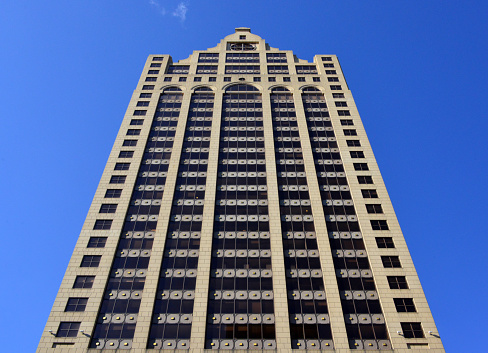 Milwaukee, Wisconsin, USA: 100 East Wisconsin aka the Faison Building - skyscraper downtown - inspired in the German architecture of its predecessor, the Pabst Building, designed by Clark, Tribble, Harris and Li.