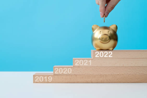 istock Savings from 2019 to 2022 1358177560