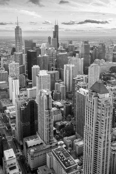 horizonte de chicago de cima - chicago black and white contemporary tower - fotografias e filmes do acervo