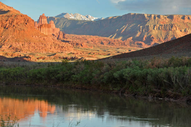 istock Fisher Towers at Sunset 1358339390