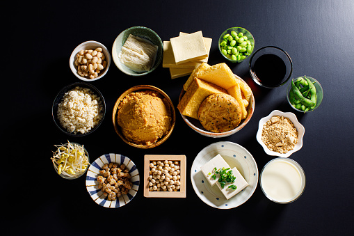 Japanese vegan foods made from soybeans include natto, miso, tofu, soy sauce, bean sprouts, and many others.