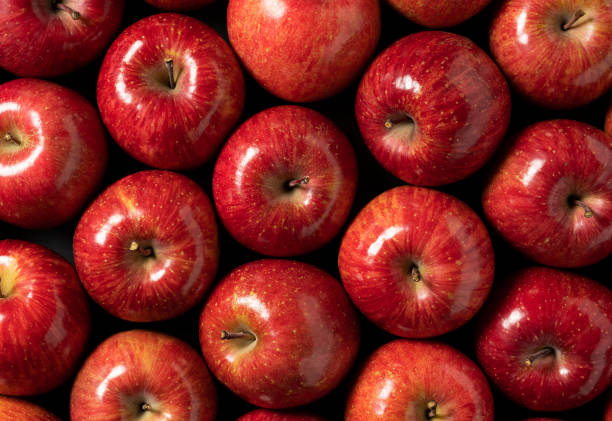 istock A lot of apples spread all over the screen. 1358367358