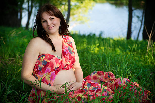 istock Beautiful pregnant woman 135844761