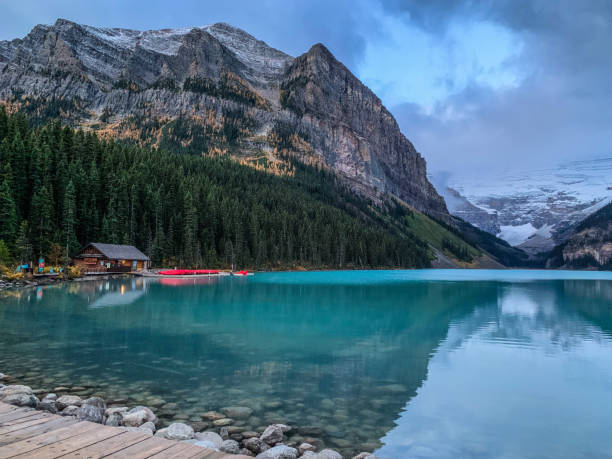 istock Canoe rental cabin at Lake Louise 1358452765