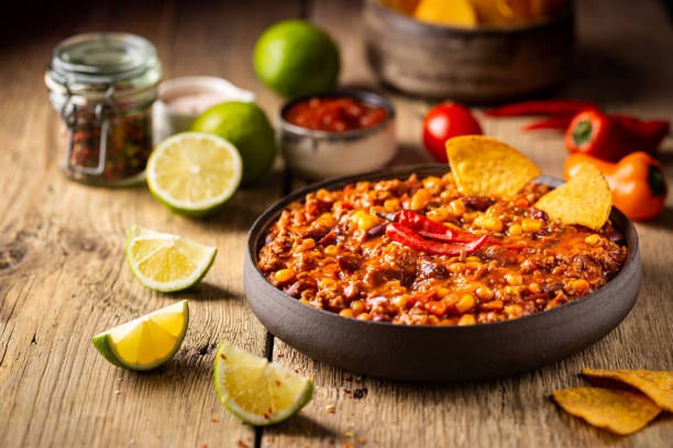 istock Mexican chili con carne 1358463083