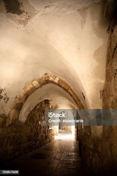 Velha Jerusalém Túnel - Fotografias de stock e mais imagens de Velha Jerusalém - Velha Jerusalém, Antigo, Arcaico
