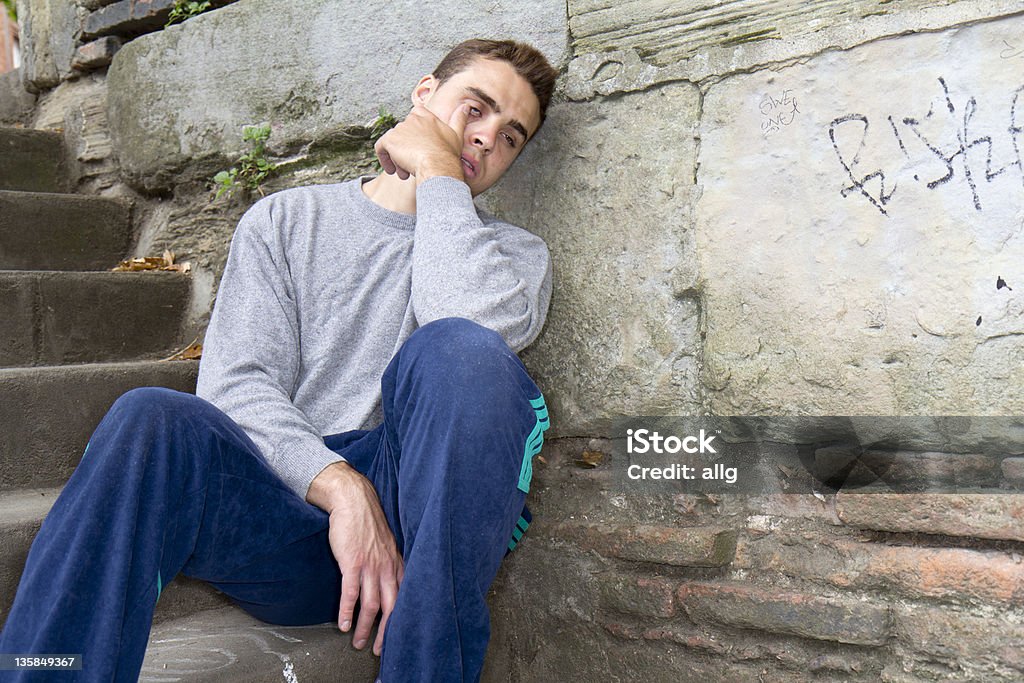 Jovem homem com um problema de futebol - Royalty-free Escadaria Foto de stock