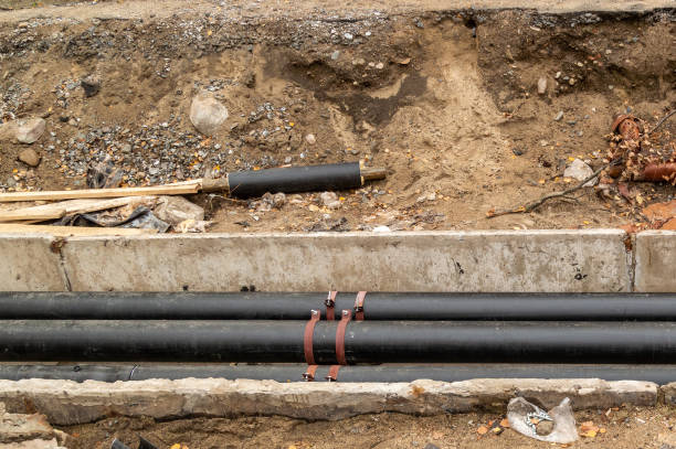 istock Laying of underground communications 1358557588