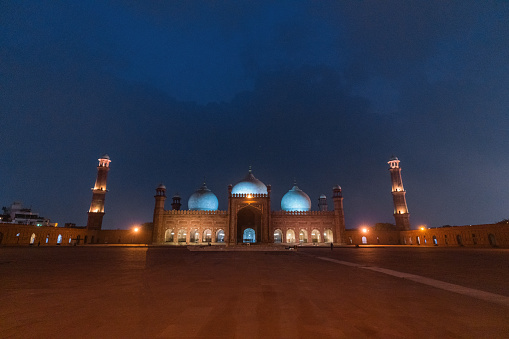 Mosque in Lahore illuminated  at night