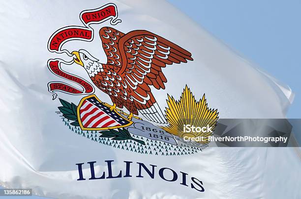 Bandeira De Illinois - Fotografias de stock e mais imagens de Azul - Azul, Bandeira, Céu