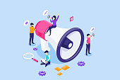 marketing-strategie-kampagne-leute-halten-und-schreien-auf-dem-riesigen-megaphon-marketing.jpg?b=1&s=170x170&k=20&c=xWgBWwQOQGcVEbkFL7bWa68LrQwnDAFeoE1Q08-BkO4=