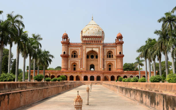 istock Safdarjang Tomb 1358743646